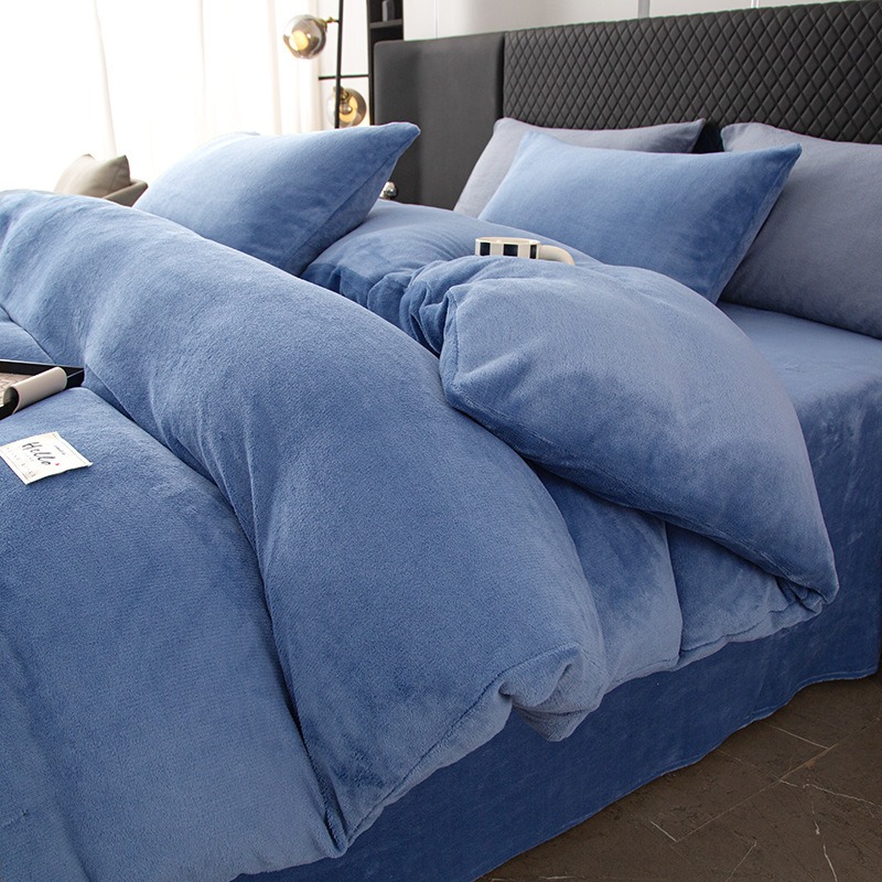 Linen Duvet Cover - طقم أغطية سرير من المخمل السميك