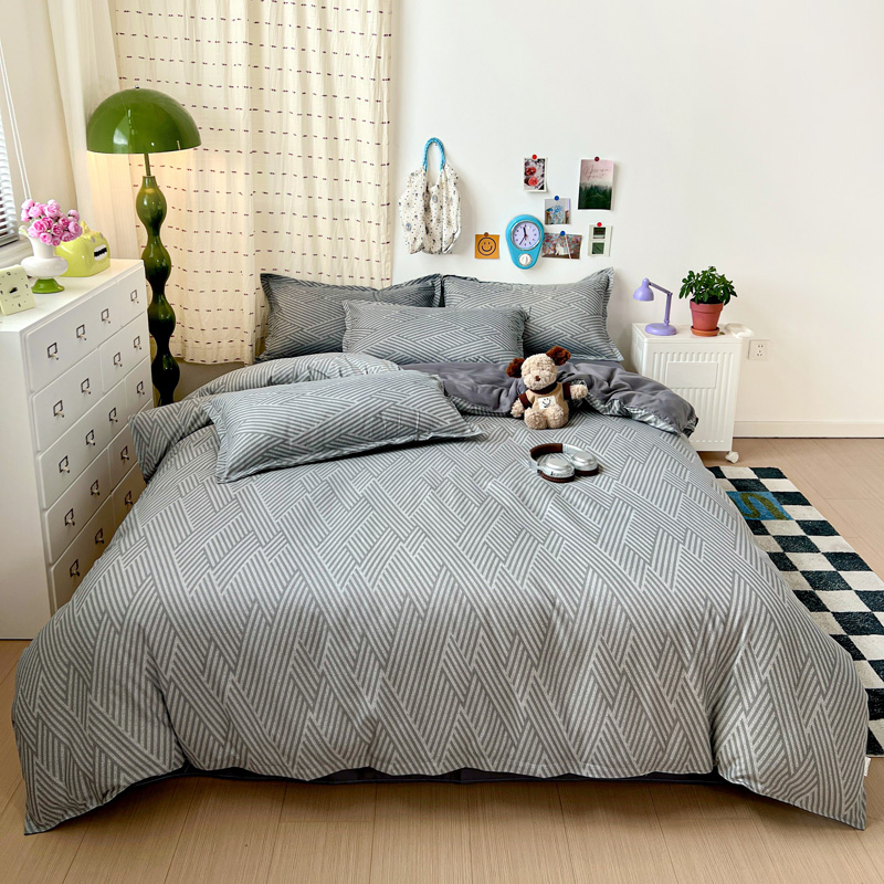 طقم أغطية سرير هندسي رمادي من  - مراجعة Linen Duvet Cover وسعره
